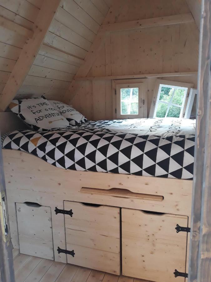 恩特雷2柯尔斯酒店 Saint-Martin-sur-le-Chambre 外观 照片