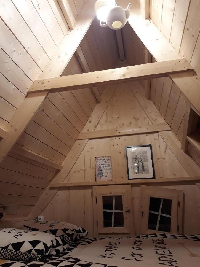 恩特雷2柯尔斯酒店 Saint-Martin-sur-le-Chambre 外观 照片