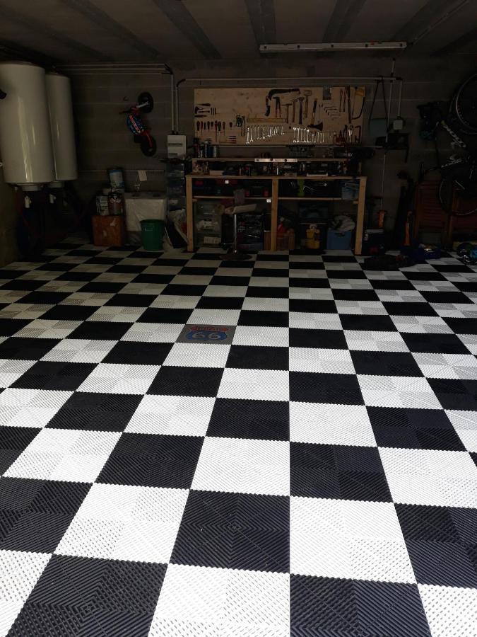 恩特雷2柯尔斯酒店 Saint-Martin-sur-le-Chambre 外观 照片