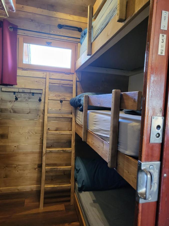恩特雷2柯尔斯酒店 Saint-Martin-sur-le-Chambre 外观 照片