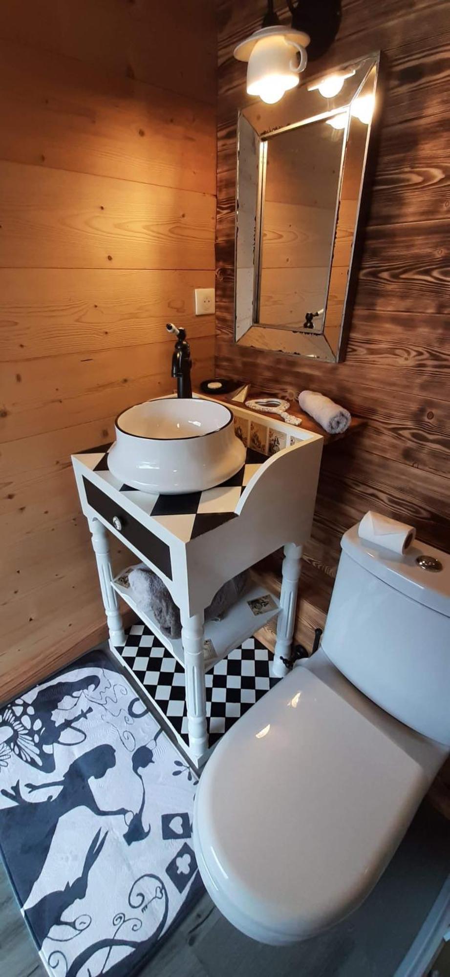 恩特雷2柯尔斯酒店 Saint-Martin-sur-le-Chambre 客房 照片